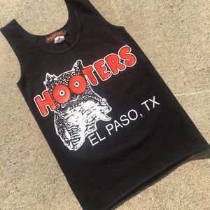 Vintage Hooters Top